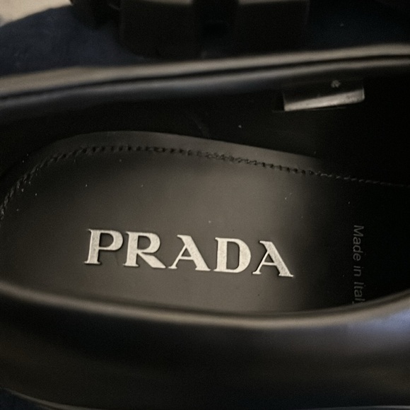 Black Prada shoes - Picture 4 of 6
